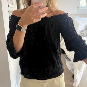 Off-the-shoulder H&M top
